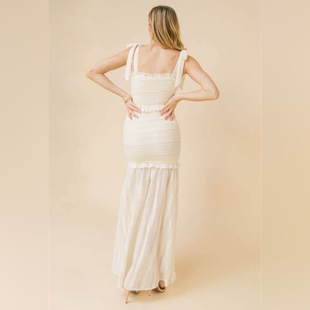 A. Calin by Flying Tomato - Maxi Dress - Size L fits like a medium - Picture 3 of 3